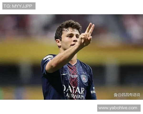 若昂内维斯展望巴黎卫冕欧冠目标前八上赛季表现不佳却逆袭夺冠